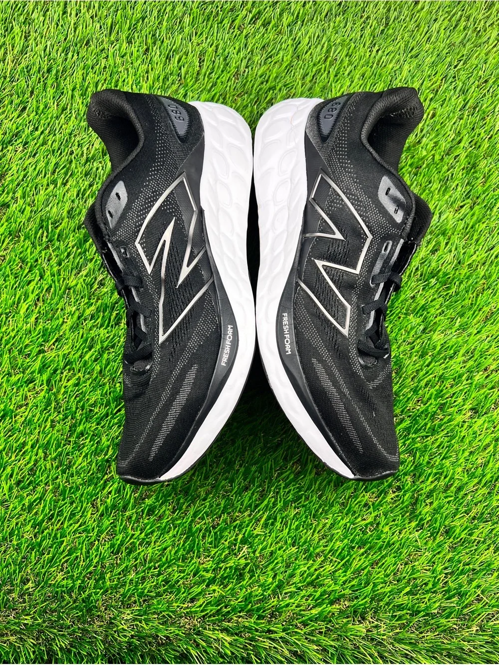 New Balance Fresh Foam 680v8 Men’s Walking Gym Running Shoes Black White - 13